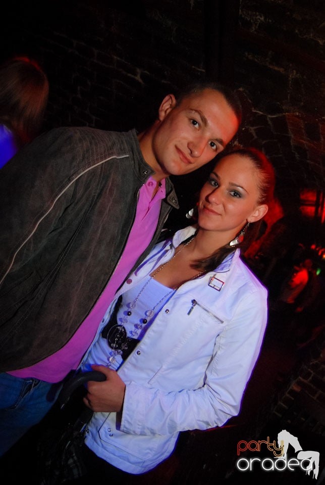 Distracţia continuă în Escape, 