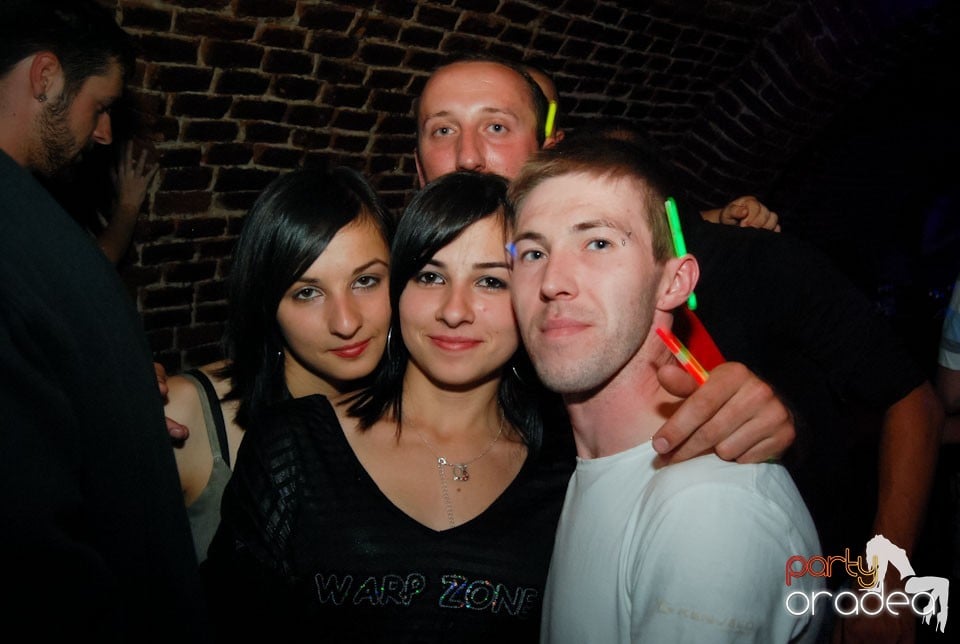 Distracţia continuă în Escape, 