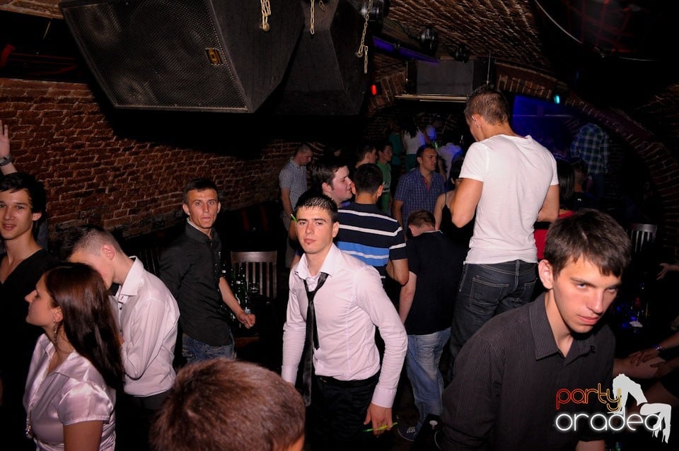 Distracţia continuă în Escape, 