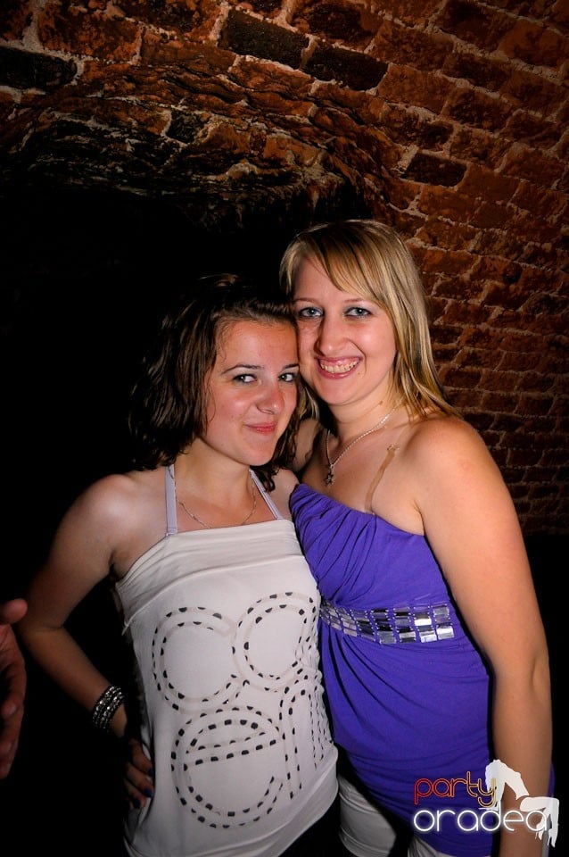 Distracţia continuă în Escape, 