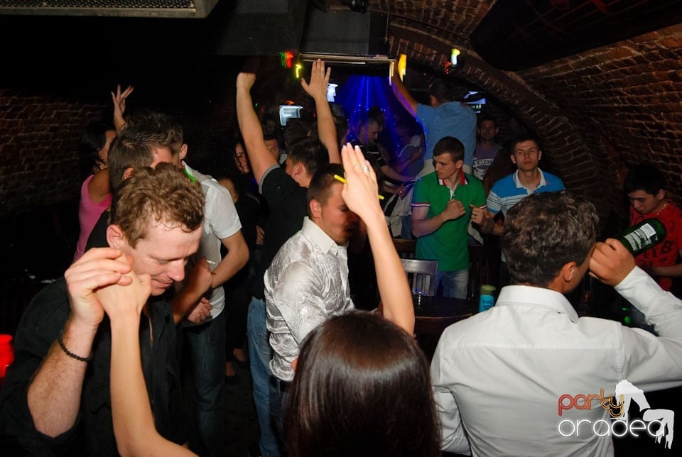 Distracţia continuă în Escape, 