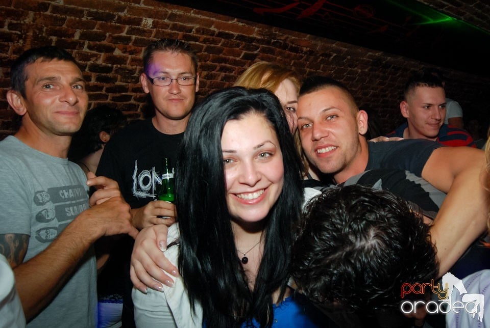 Distracţia continuă în Escape, 