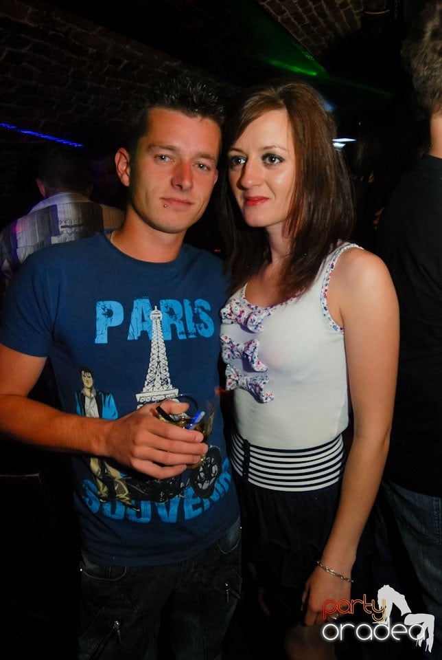 Distracţia continuă în Escape, 