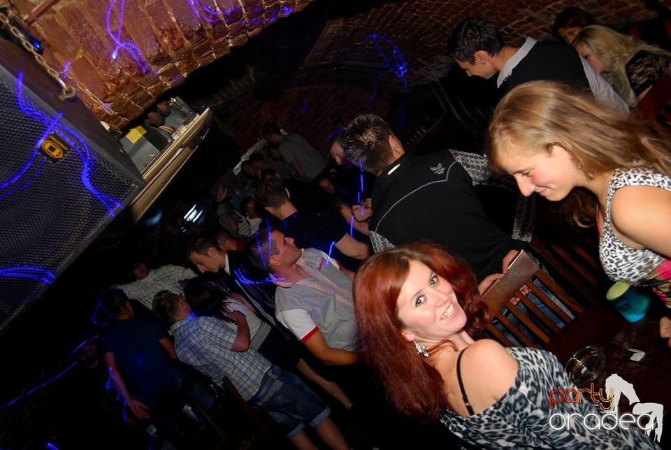 Distracţia continuă în Escape, 