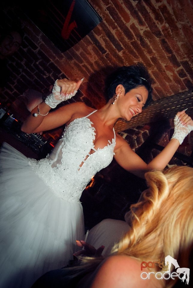 Distracţia continuă în Escape, 