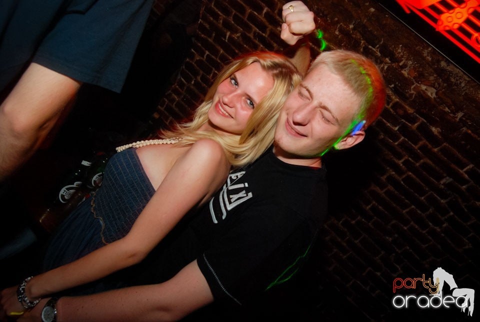 Distracţia continuă în Escape, 