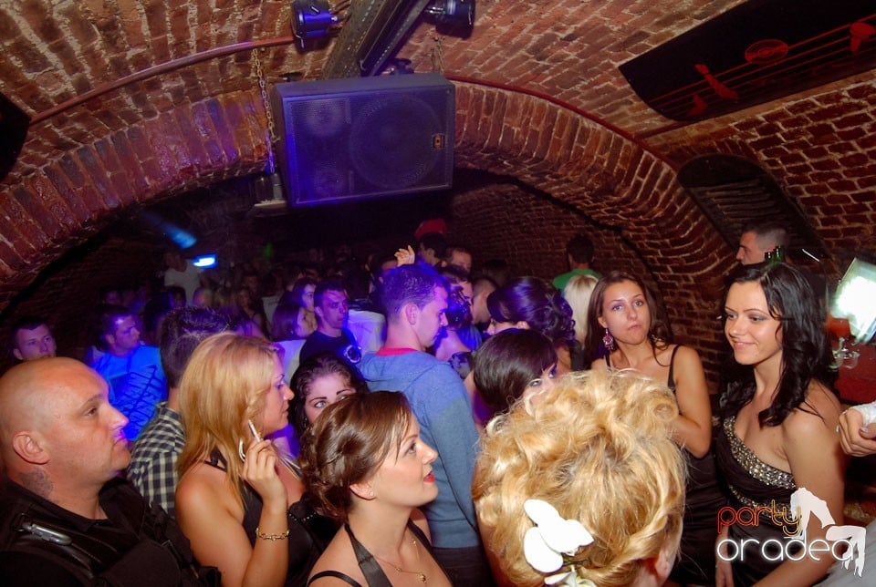 Distracţia continuă în Escape, 