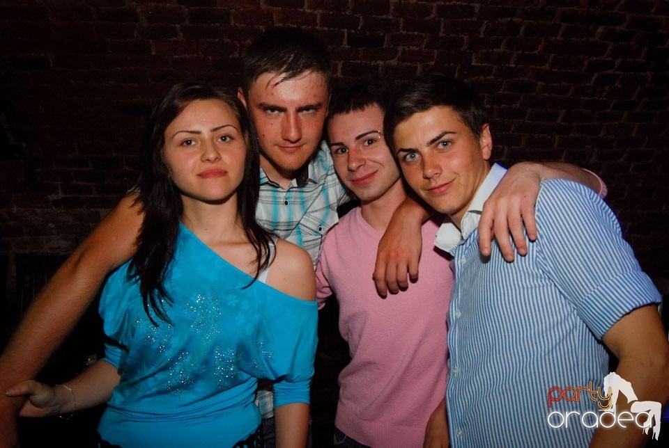 Distracţia continuă în Escape, 