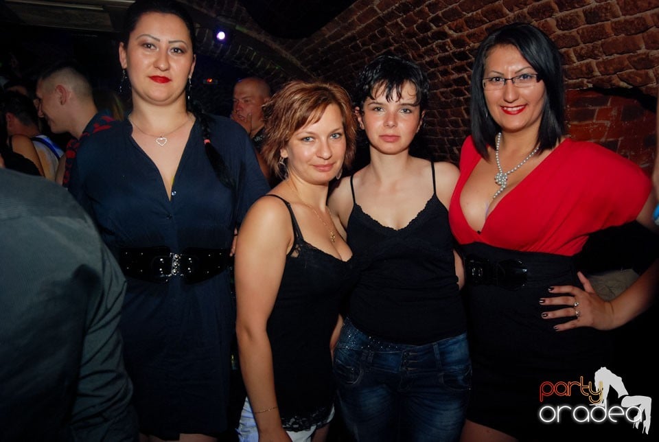 Distracţia continuă în Escape, 