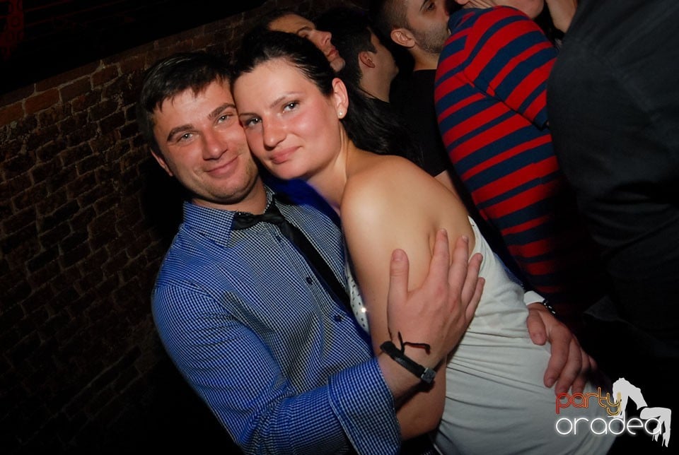 Distracţia continuă în Escape, 