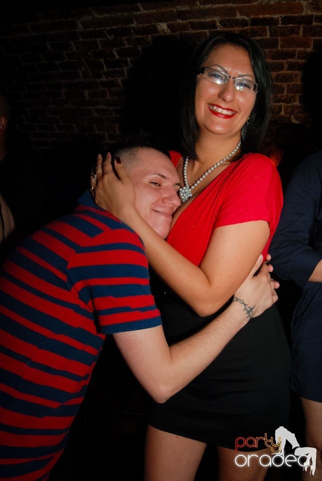 Distracţia continuă în Escape, 