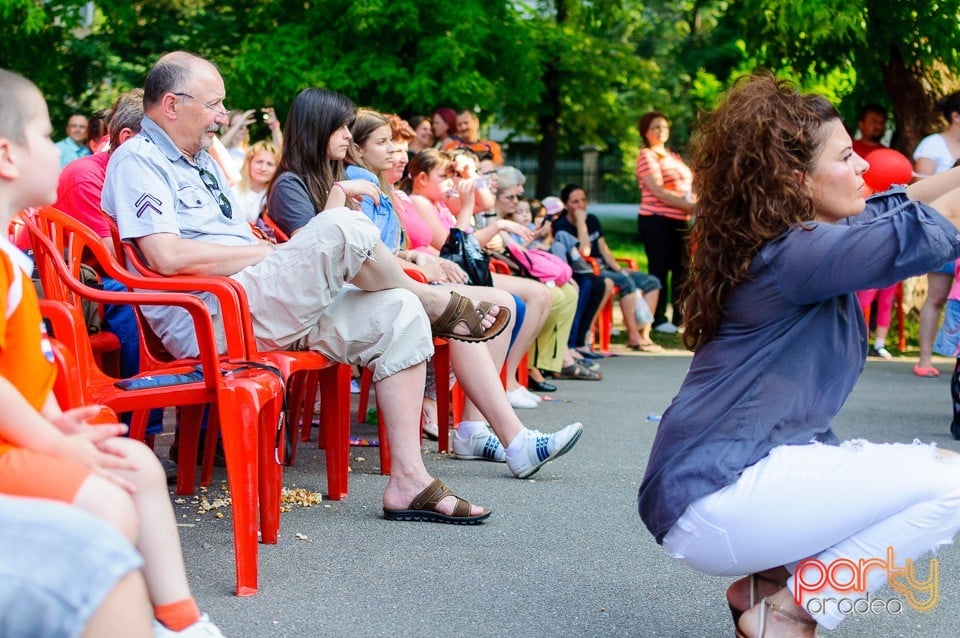 Distracţia copiilor în Parcul Bălcescu, Oradea