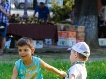 Distracţia copiilor în Parcul Bălcescu