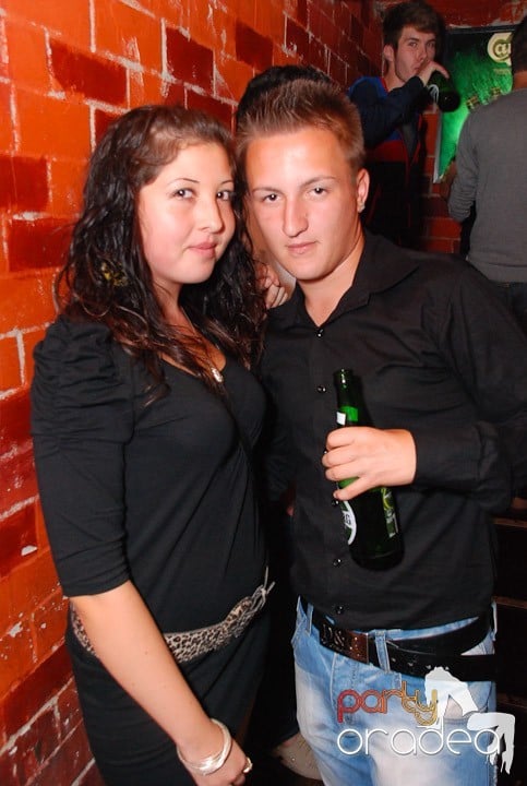 Distracţia este garantată în Escape, 