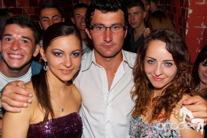 Distracţia este garantată în Escape, 