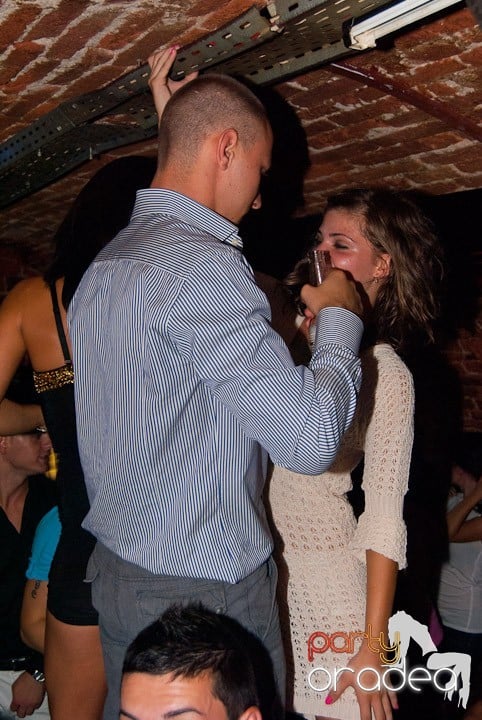 Distracţia este garantată în Escape, 