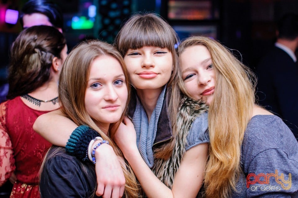 Distracţie alături de Dj Faith,