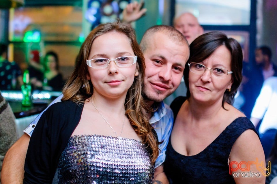 Distracţie alături de Dj Faith,