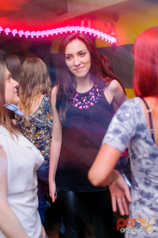 Distracţie alături de Dj Faith,