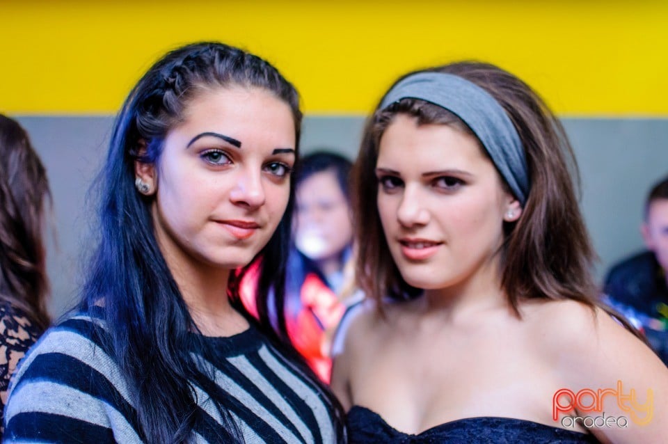 Distracţie alături de Dj Faith,