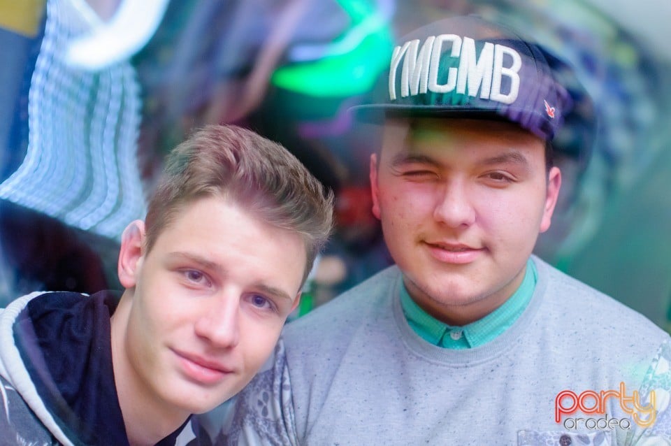 Distracţie alături de Dj Faith,