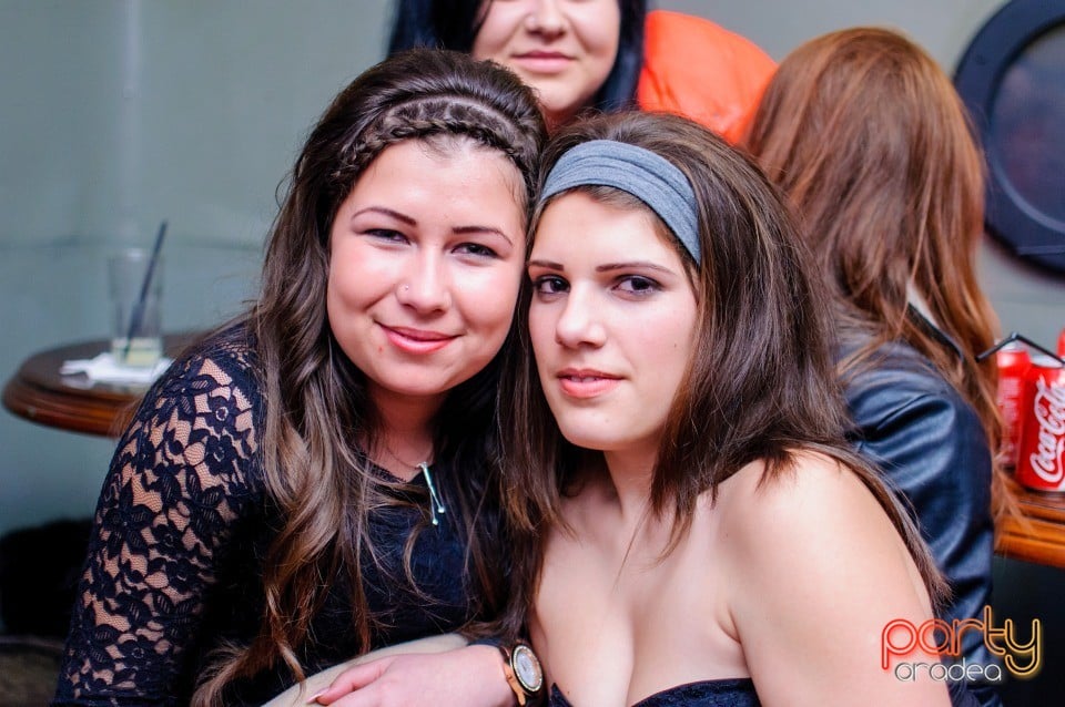 Distracţie alături de Dj Faith,