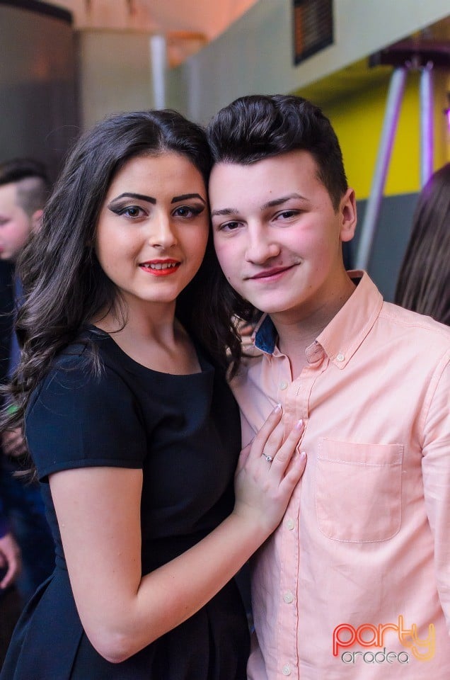 Distracţie alături de Sooker,