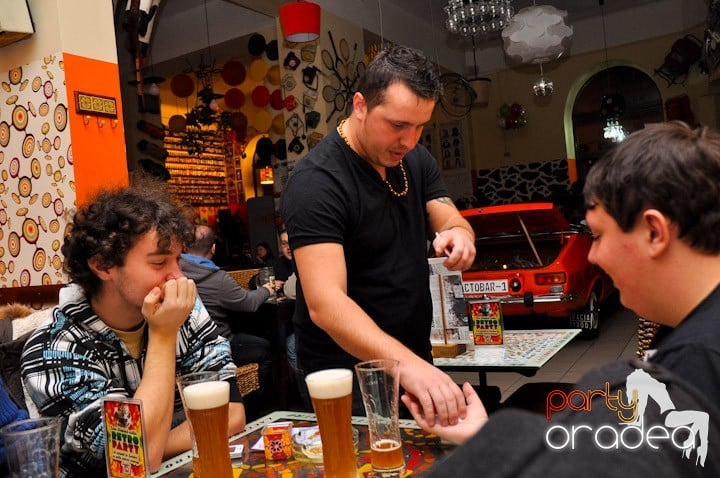 Distracţie cu Adi Magic în Lactobar,