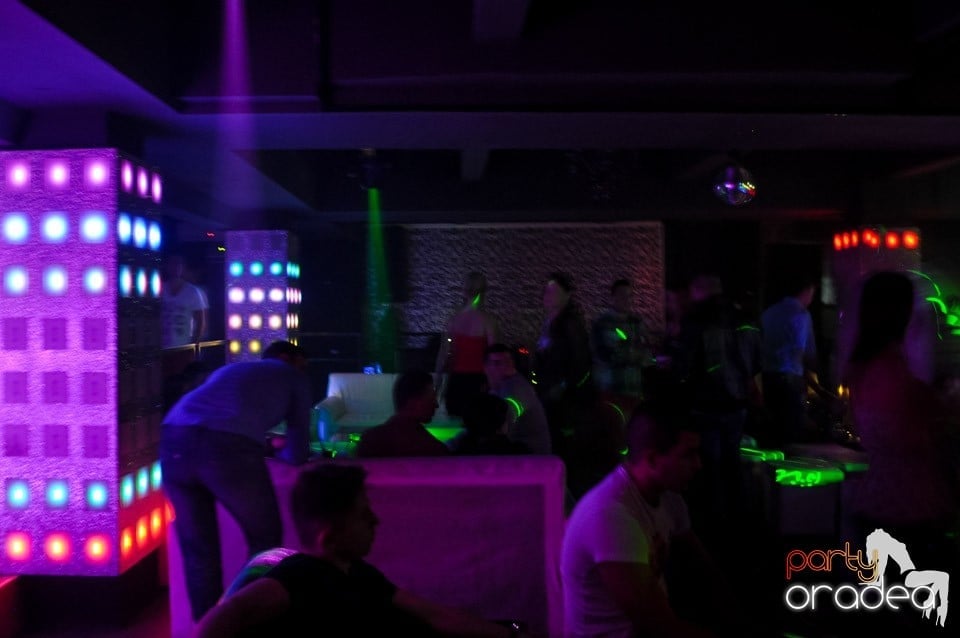 Distracţie cu Blaga în Club Life, 