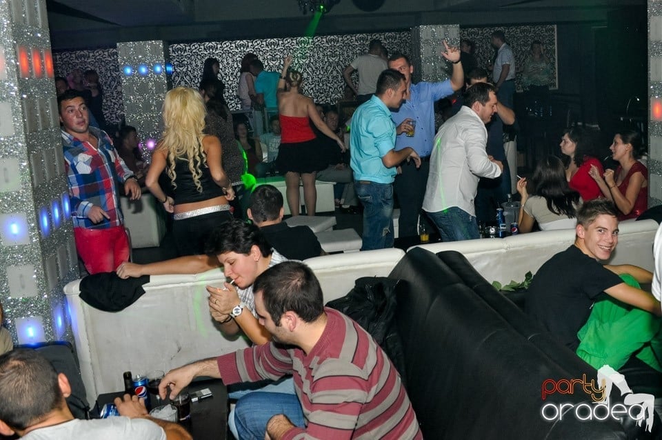 Distracţie cu Blaga în Club Life, 