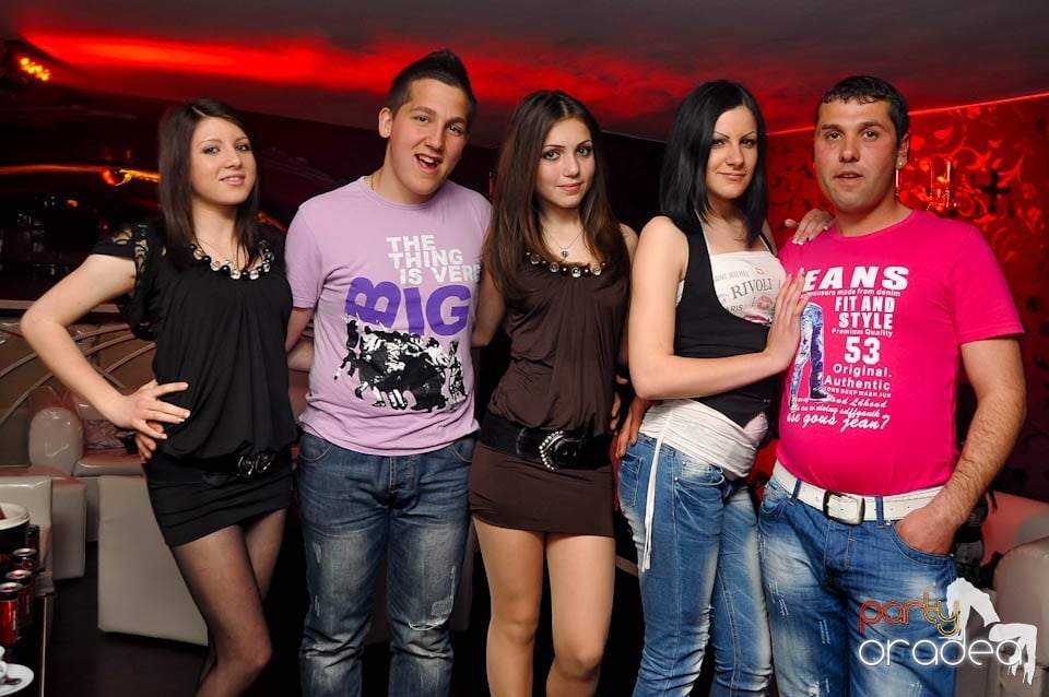 Distracţie cu Dessert Band în Atti's,