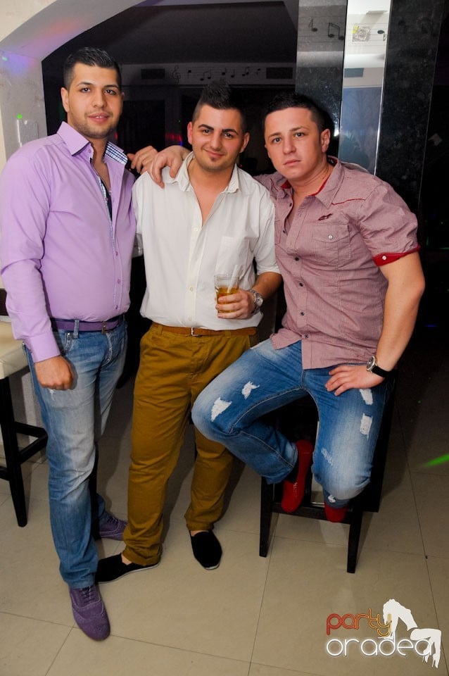 Distracţie cu muzică LIVE în Dizalya,