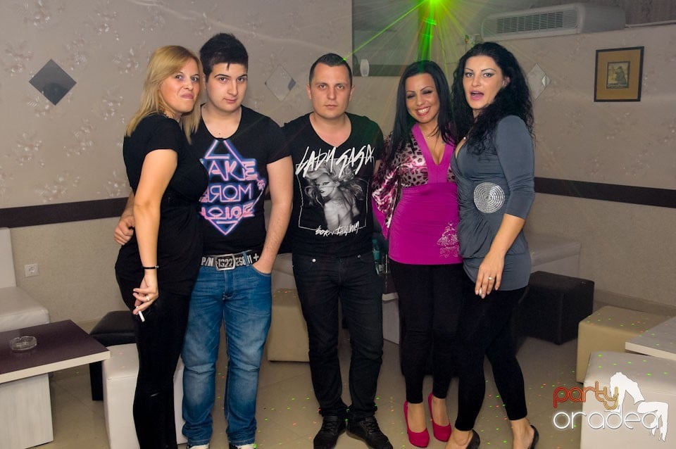 Distracţie cu muzică LIVE în Dizalya, 