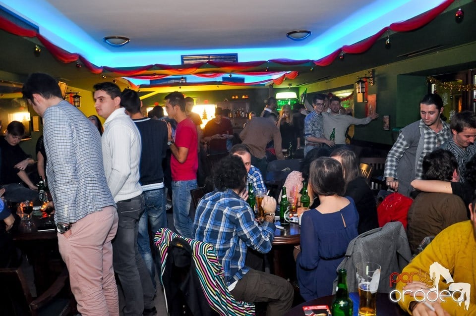 Distracţie cu Trupa West în Green Pub, Green Pub