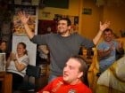 Distracţie cu Victor Mihalcea în Fabrica de bere