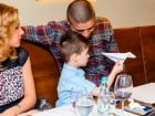 Distracţie de 8 martie în Cocoşelul Nebun