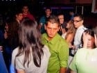 Distracţie de weekend în Club Seven