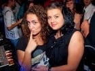 Distracţie de weekend în Club Seven