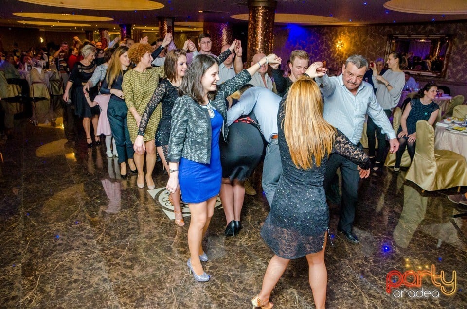 Distracţie de Ziua Femeii la Hotel Internaţional, Hotel Internaţional