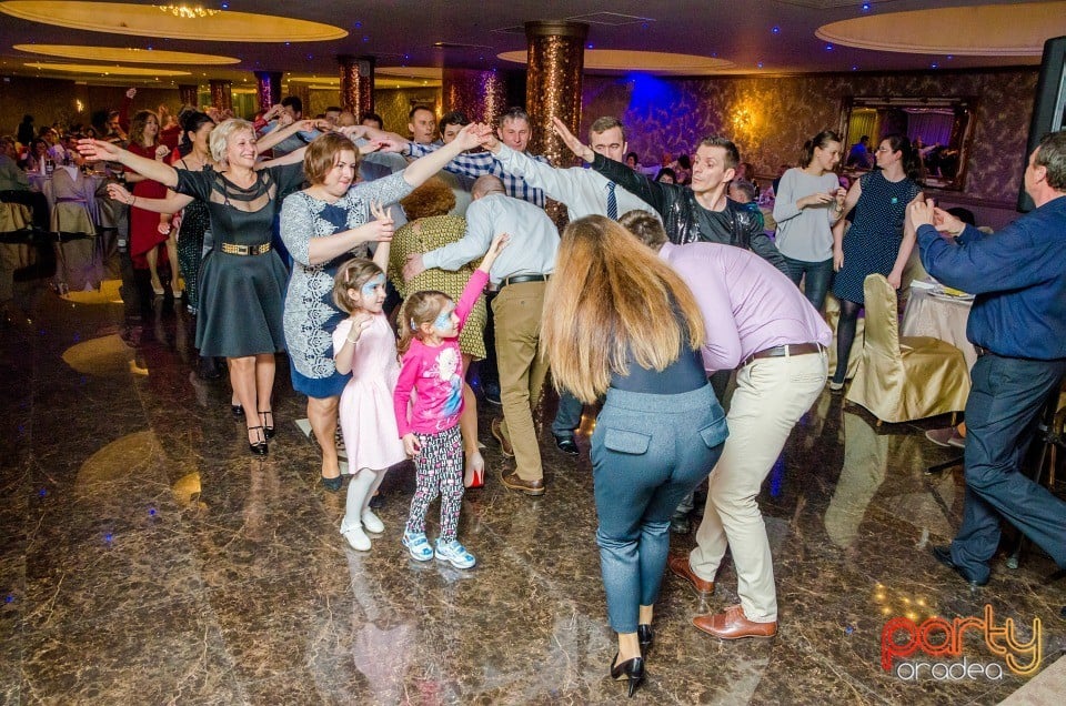 Distracţie de Ziua Femeii la Hotel Internaţional, Hotel Internaţional