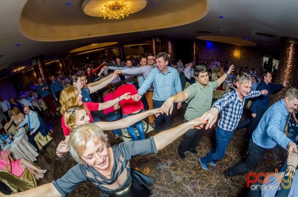 Distracţie de Ziua Femeii la Hotel Internaţional, Hotel Internaţional