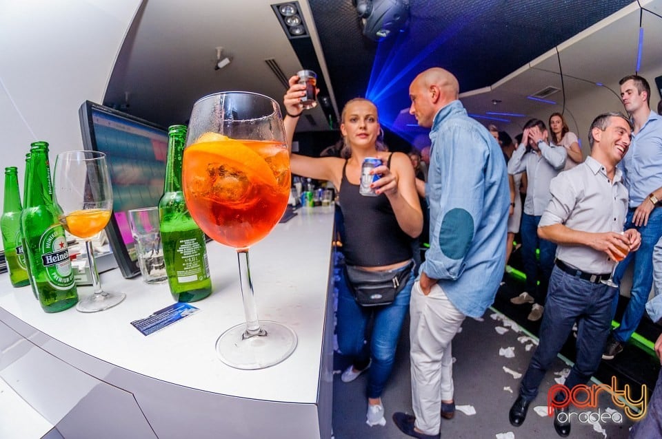 Distracţie în Avenue, 