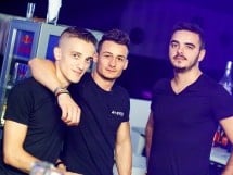 Distracţie în Avenue