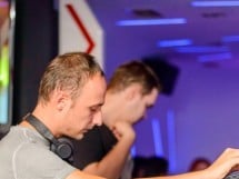 Distracţie în Avenue