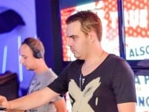 Distracţie în Avenue