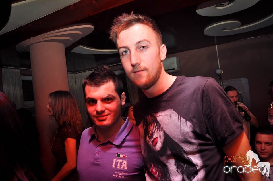 Distracţie în Chanson, 