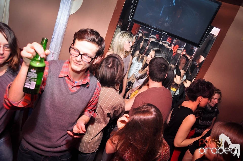 Distracţie în Chanson, 