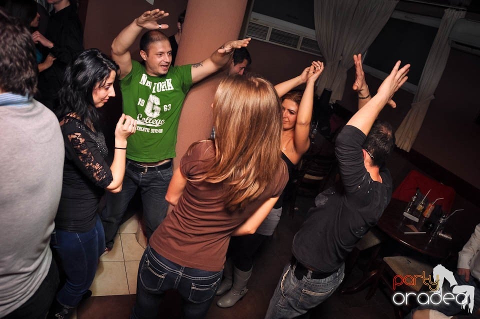 Distracţie în Chanson, 