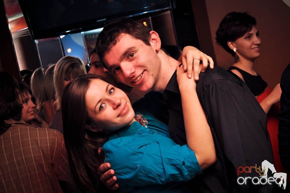 Distracţie în Chanson, 