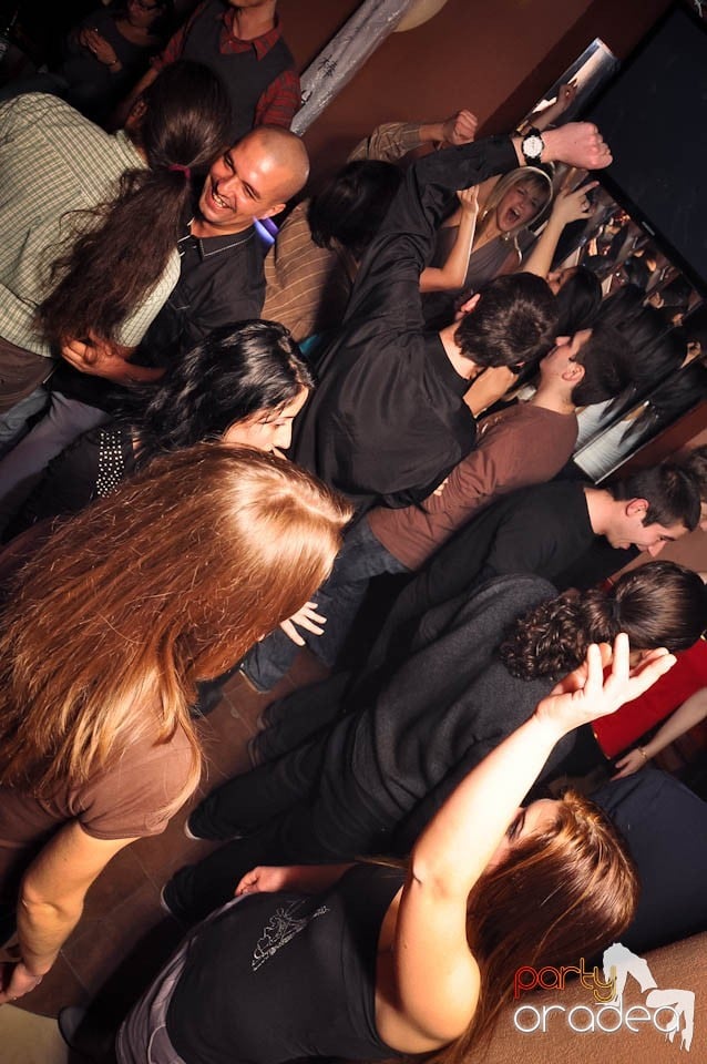 Distracţie în Chanson, 